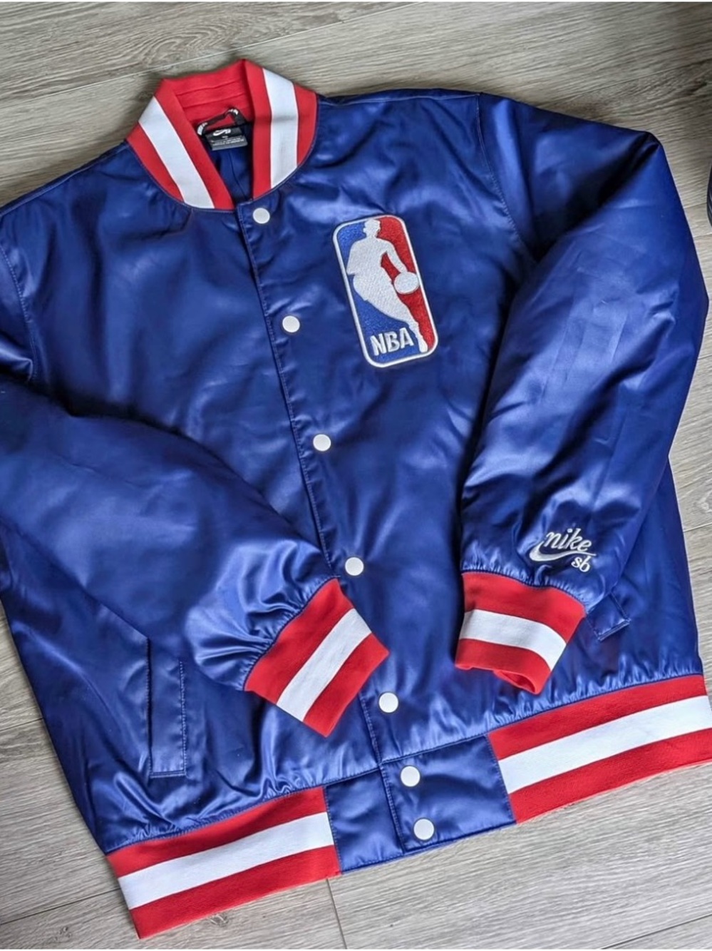 Nike SB x NBA Bomber Jacket. Size M